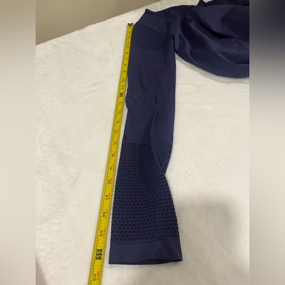 Unbranded Performance Workout Long Sleeve Top With Mesh Panels - Picture 7 of 8